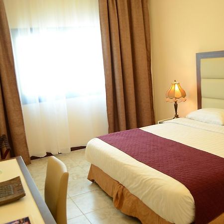 Arcadia Hotel Suites Schardscha Exterior foto