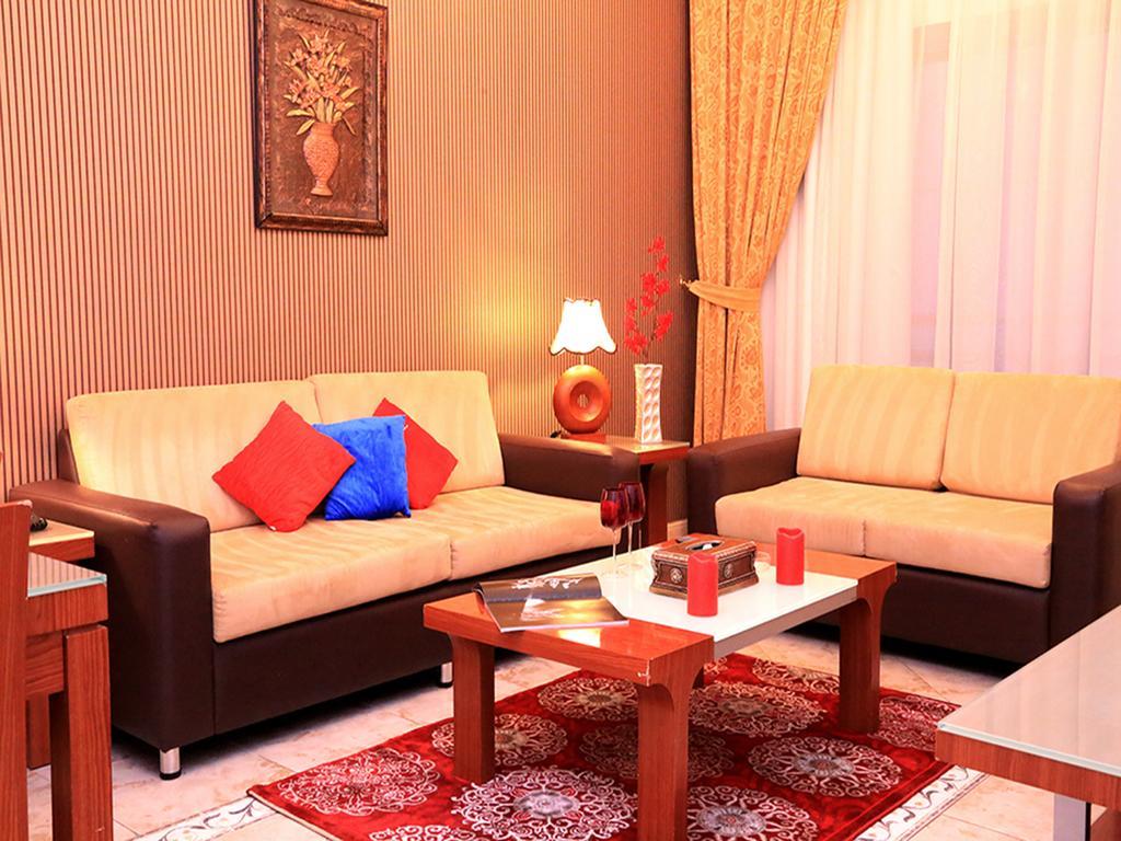 Arcadia Hotel Suites Schardscha Zimmer foto