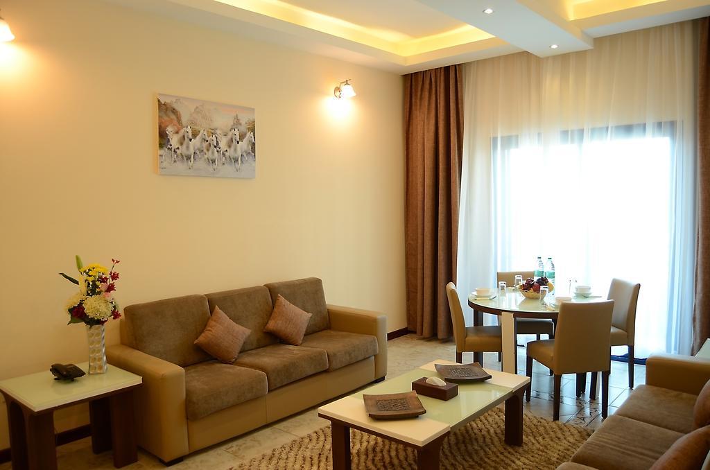 Arcadia Hotel Suites Schardscha Exterior foto